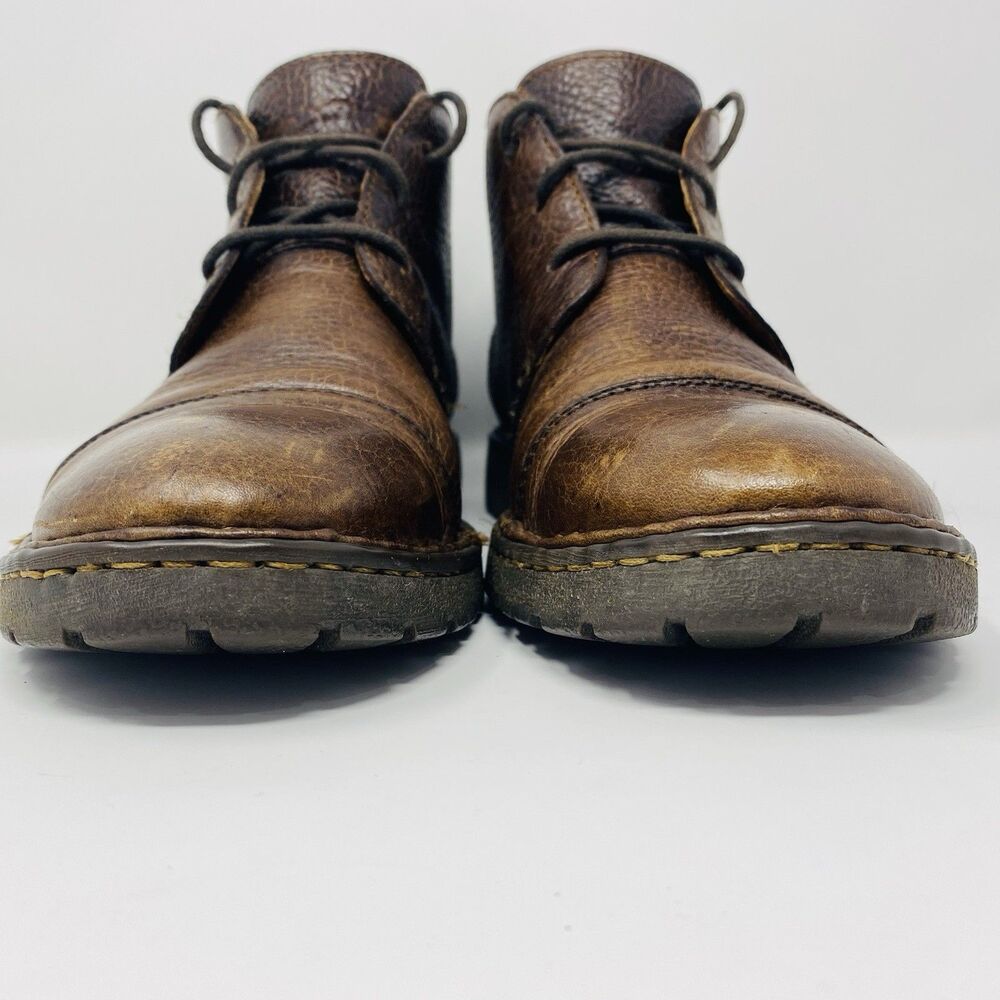 Born Mens 9.5 Brown Pebbled Leather Distressed Chukka Ankle Boots Lace-Up Preppy - Picture 5 of 16